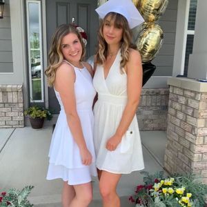 Meet your Posher, Maura